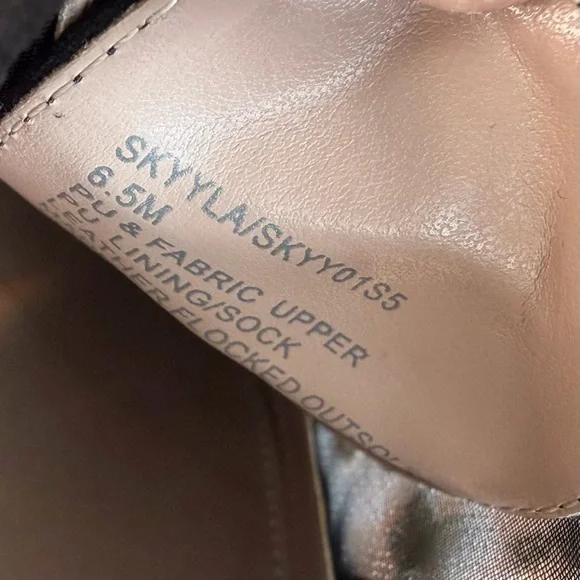 Betsey Johnson Skyyla Lace-Up Embellished Oxford Loafers 6.5 - Picture 9 of 9